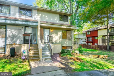 2246 White Cornus Lane, Reston, VA 20191 - Photo 2