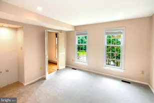 11502 Purple Beech Dr, Reston, VA 20191 - Photo 16