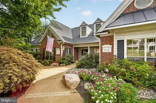 12160 Penderview Ln, Fairfax, VA 22033 - Photo 4