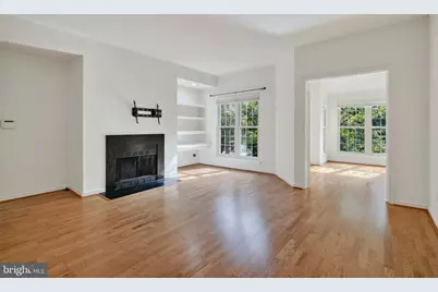 12160 Penderview Lane #1725, Fairfax, VA 22033 - Photo 6