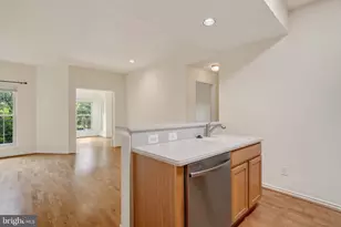 12160 Penderview Ln, Fairfax, VA 22033 - Photo 26