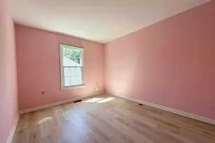 5406 New London Park Dr, Fairfax, VA 22032 - Photo 10