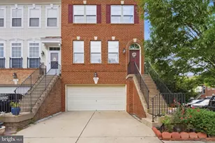 8561 Wyngate Manor Ct, Alexandria, VA 22309 - Photo 1