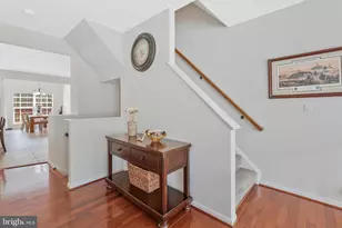 5185 Ballycastle Cir, Alexandria, VA 22315 - Photo 4