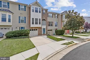 5185 Ballycastle Cir, Alexandria, VA 22315 - Photo 2