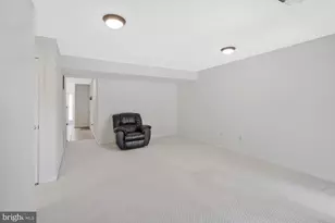 5185 Ballycastle Cir, Alexandria, VA 22315 - Photo 36