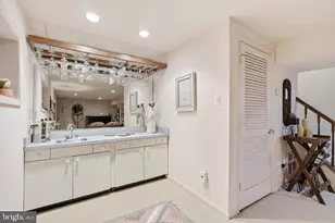 11411 Orchard Green Ct, Reston, VA 20190 - Photo 28