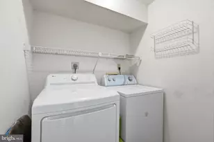 6008 Havener House Way, Centreville, VA 20120 - Photo 14