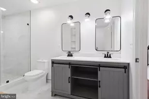 9364 Peter Roy Ct, Burke, VA 22015 - Photo 12