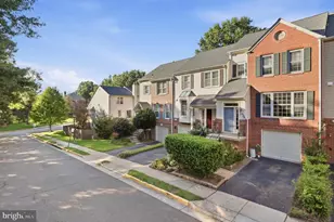 9364 Peter Roy Ct, Burke, VA 22015 - Photo 2