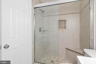 9364 Peter Roy Ct, Burke, VA 22015 - Photo 22
