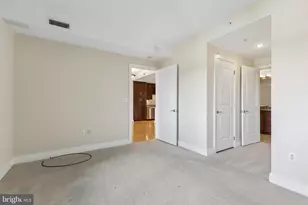 8220 Crestwood Heights Dr, McLean, VA 22102 - Photo 14
