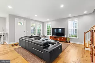 6137 Olivet Dr, Alexandria, VA 22315 - Photo 8
