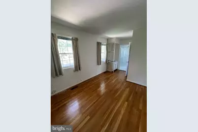 [Address not provided], Vienna, VA 22182 - Photo 16