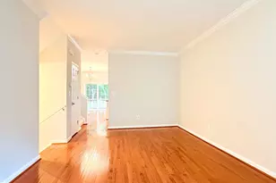 1274 Vintage Pl, Reston, VA 20194 - Photo 4