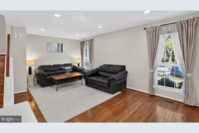 5851 Waterdale, Centreville, VA 20121 - Photo 8