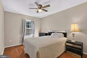 5851 Waterdale, Centreville, VA 20121 - Photo 18