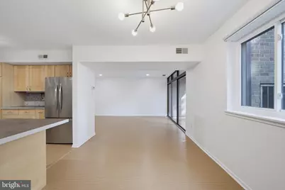 1657 Parkcrest Circle #201, Reston, VA 20190 - Photo 12