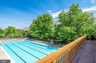 11575 Cavalier Landing Ct, Fairfax, VA 22030 - Photo 32