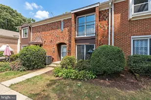 3743 Persimmon Cir, Fairfax, VA 22031 - Photo 2