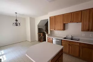 13643 St Johns Wood Pl, Herndon, VA 20171 - Photo 16