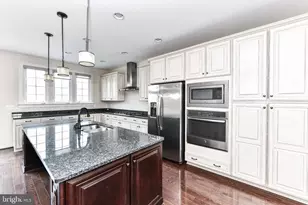 3160 Yeager Dr, Herndon, VA 20171 - Photo 8