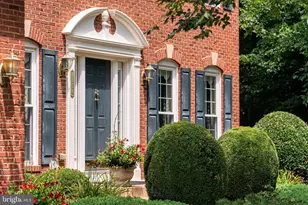 6854 Corder Ln, Lorton, VA 22079 - Photo 4