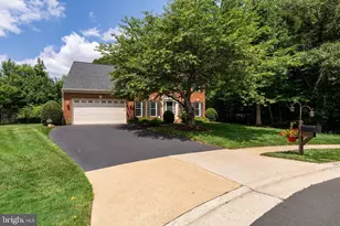 6854 Corder Ln, Lorton, VA 22079 - Photo 18