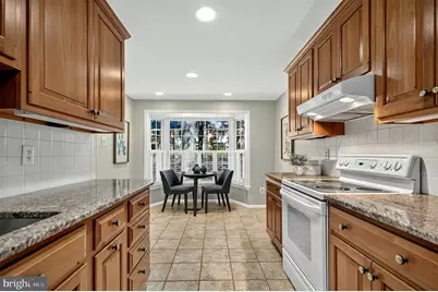 8227 Goldstream Court, Vienna, VA 22182 - Photo 10