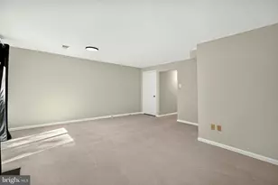 8227 Goldstream Ct, Vienna, VA 22182 - Photo 38