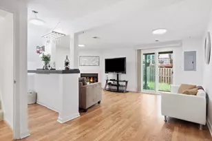 6571 Rundale Ct, Alexandria, VA 22315 - Photo 10