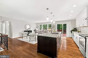 8715 Falkstone Ln, Alexandria, VA 22309 - Photo 16