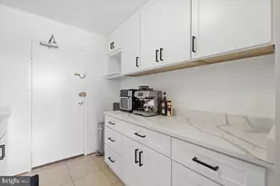 6641 Wakefield Dr, Alexandria, VA 22307 - Photo 12