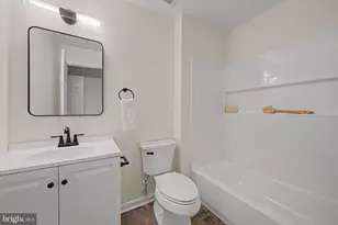 9254 Cardinal Forest Ln, Lorton, VA 22079 - Photo 26