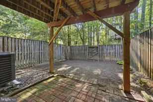 6127 Calico Pool Ln, Burke, VA 22015 - Photo 32