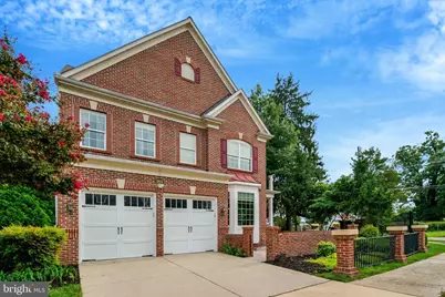 5815 Falls Gate Court, Falls Church, VA 22041 - Photo 2