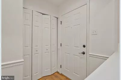 7821 Groveland Square, Springfield, VA 22153 - Photo 4