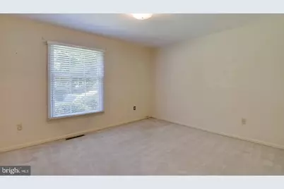 2025 Post Road, Vienna, VA 22181 - Photo 20