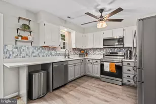8955 Waites Way, Lorton, VA 22079 - Photo 10