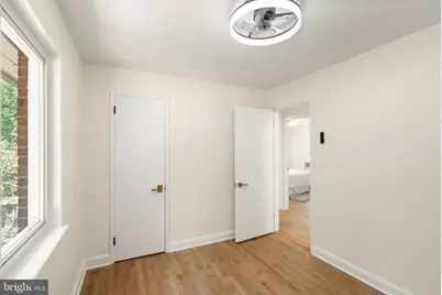 7028 Bradley Circle, Annandale, VA 22003 - Photo 28
