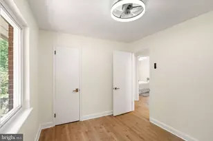 7028 Bradley Cir, Annandale, VA 22003 - Photo 28