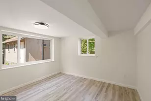 7028 Bradley Cir, Annandale, VA 22003 - Photo 52