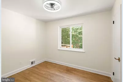 7028 Bradley Circle, Annandale, VA 22003 - Photo 26