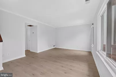 1703 Westwind Way #7-B, McLean, VA 22102 - Photo 8
