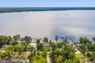 5717 River Dr, Lorton, VA 22079 - Photo 4