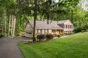 11404 Octagon Ct, Fairfax, VA 22030 - Photo 4