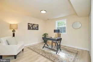 9718 Loch Linden Ct, Fairfax, VA 22032 - Photo 36