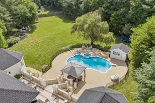 606 Brockman Ct, Great Falls, VA 22066 - Photo 80