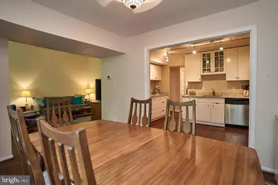 1650 Parkcrest Circle #300, Reston, VA 20190 - Photo 10