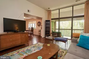 1650 Parkcrest Cir, Reston, VA 20190 - Photo 2